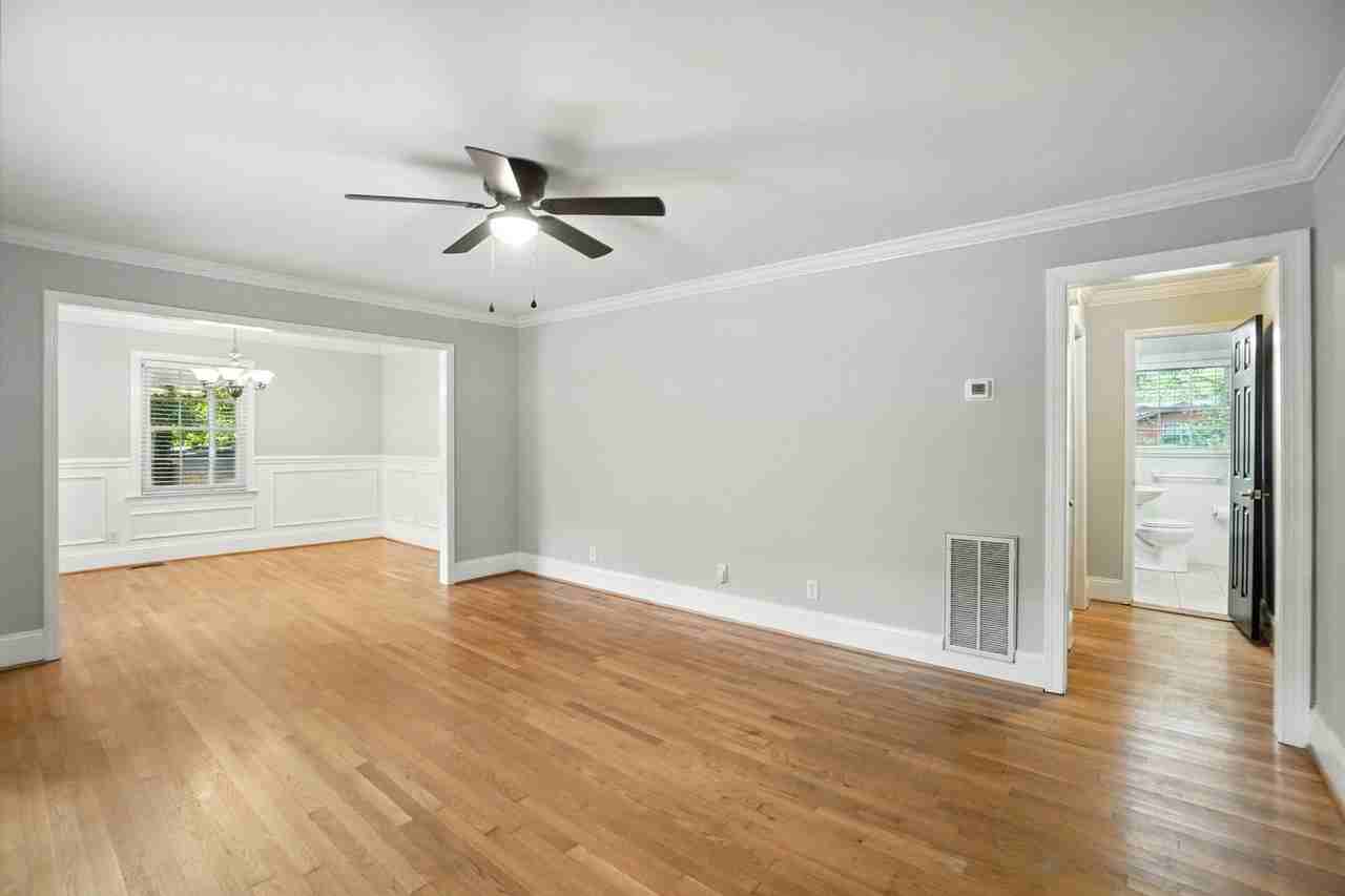 332 Seneca Pl - Photo 5 of 36