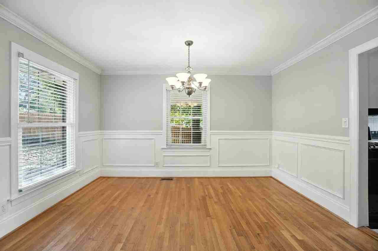 332 Seneca Pl - Photo 7 of 36
