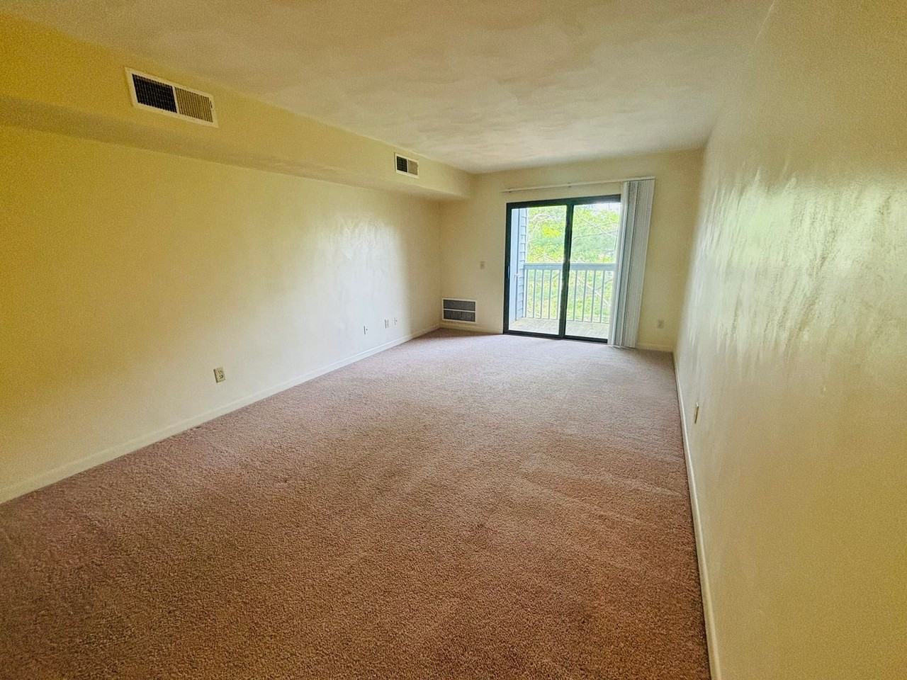 501 Sunridge Dr #K - Photo 2 of 9