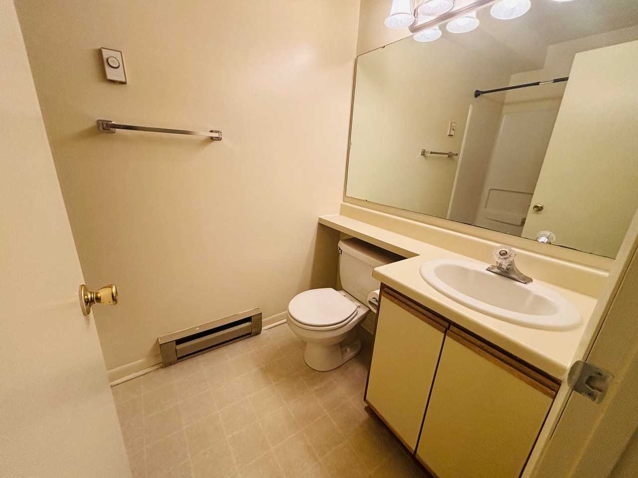 501 Sunridge Dr #K - Photo 7 of 9