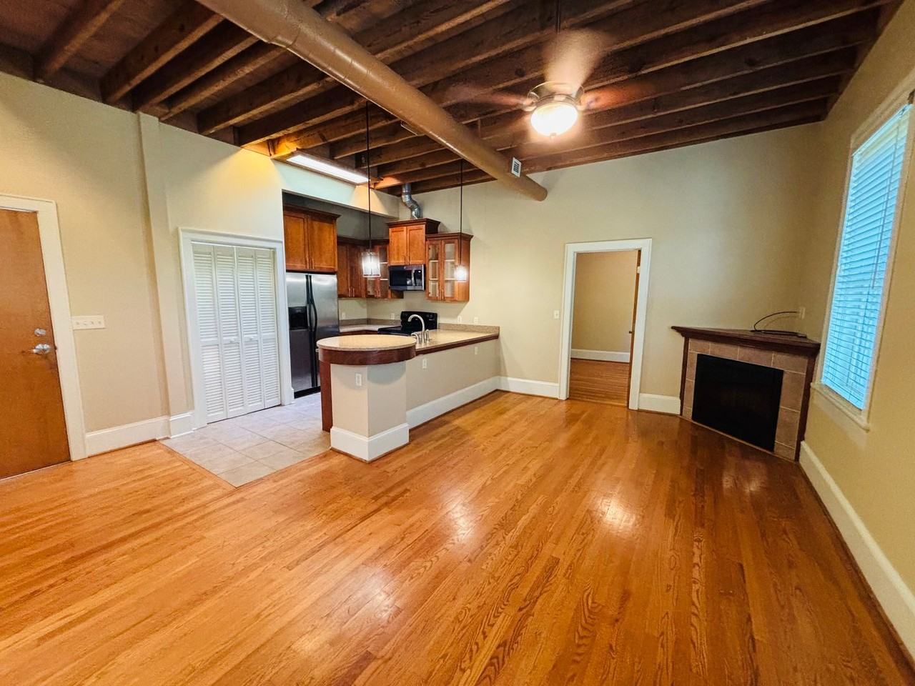 115 College Ave - Photo 2 of 13