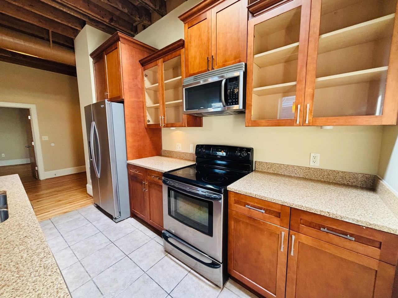 115 College Ave - Photo 6 of 11