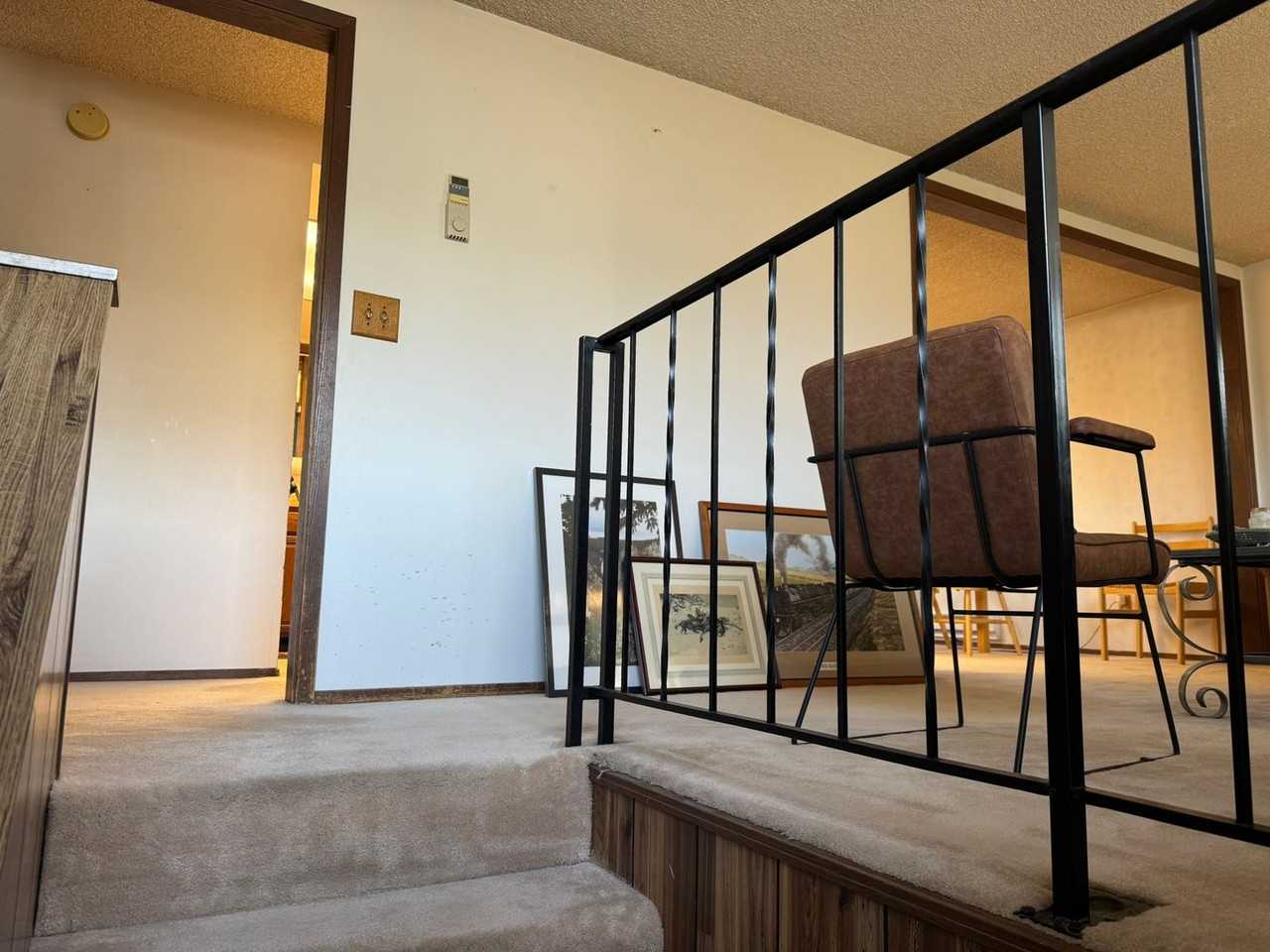 624 E Milky Way Dr - Photo 4 of 24