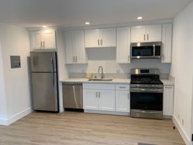 Luxury Ocean View Apartments. Walking distance to Hermosa Pier!! - Photo 1 of 1