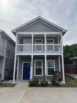 2140B Burns St - Photo 1 of 1