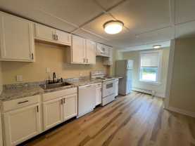 862 Main St - Photo 1 of 1