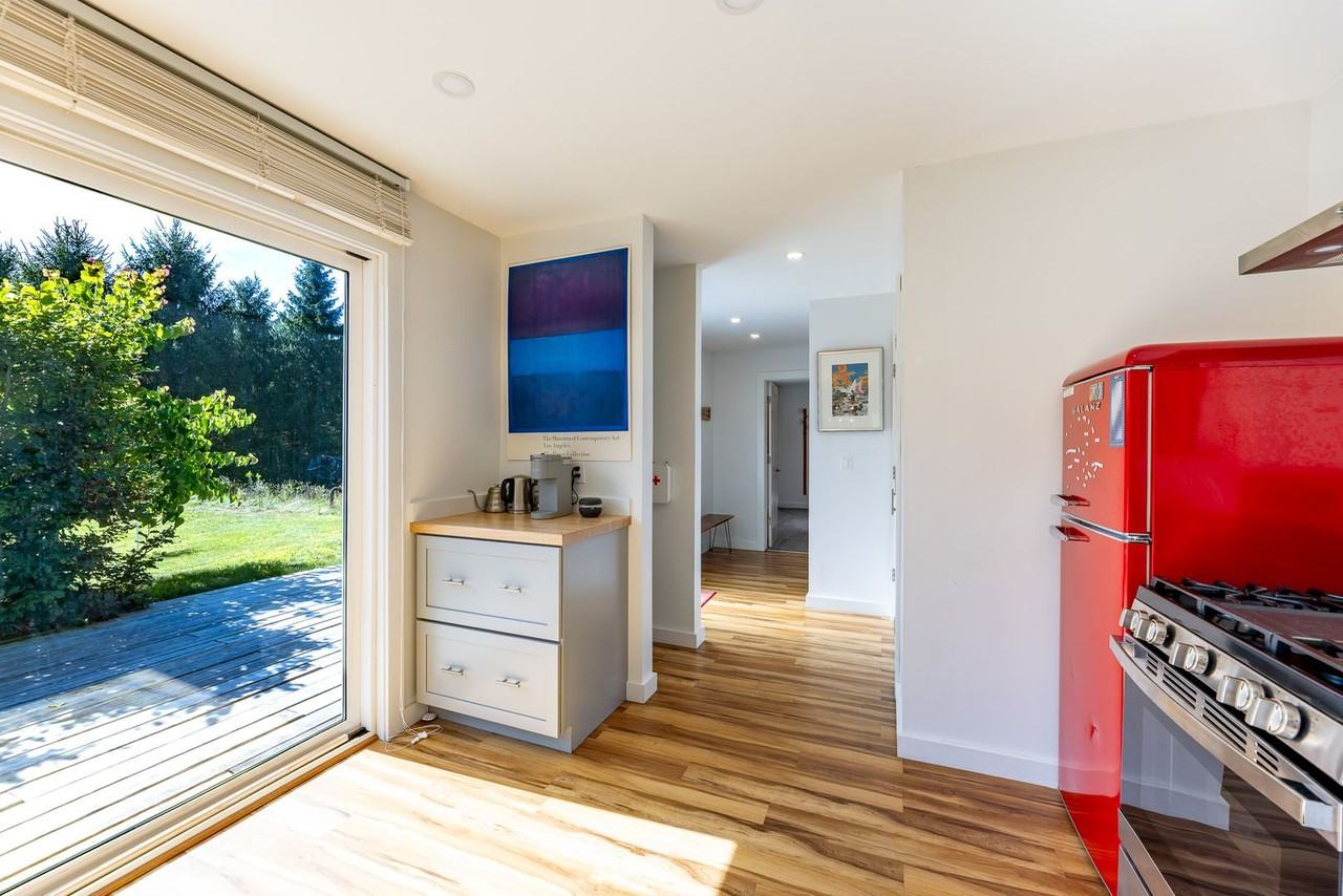 3411 Beaver Meadow Road - Photo 5 of 27