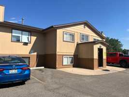 featured image of 127 W 45th St