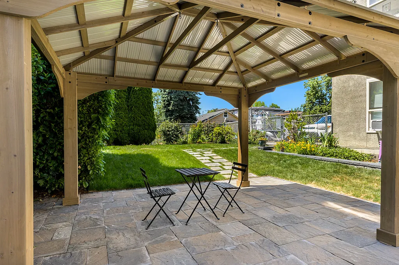 Belcourt Apartments - Photo 2 of 8