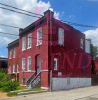 featured image of 2615 Victor St