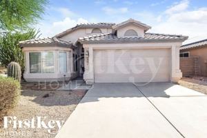 featured image of 2309 E Siesta Ln