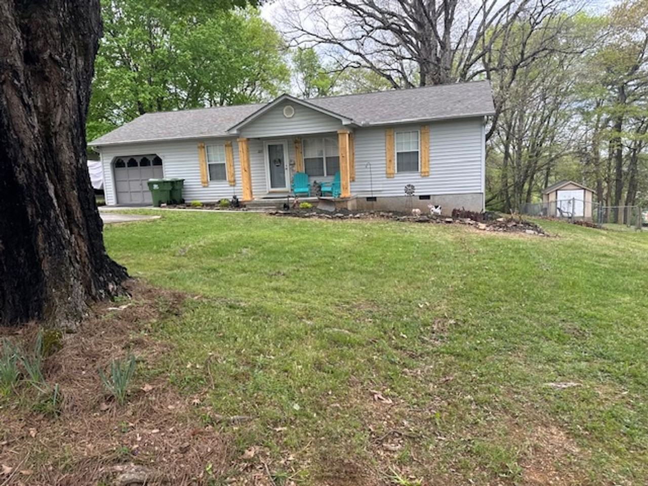 223 Brown School Rd - Photo 2 of 19