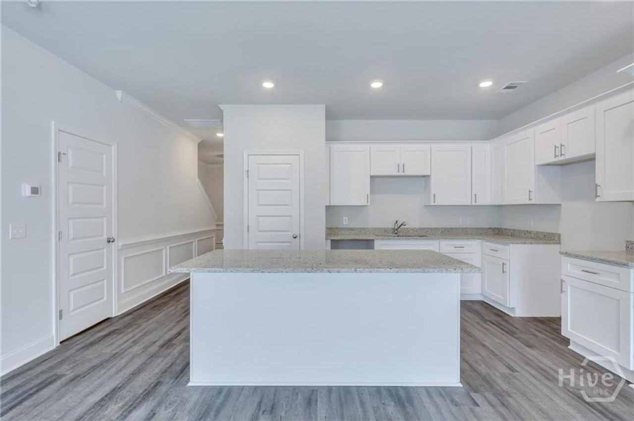 524 Governor Treutlen Cir - Photo 6 of 23