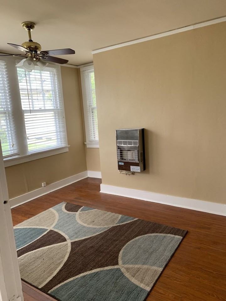 1010 Short St #A - Photo 4 of 13