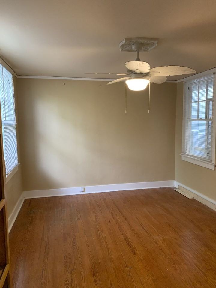 1010 Short St #A - Photo 7 of 13