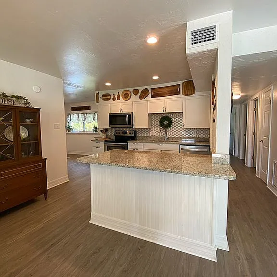 16633 NW 173rd Ter - Photo 7 of 47