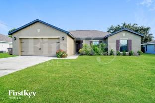 1117 Se 18th Ter - Photo 1 of 1