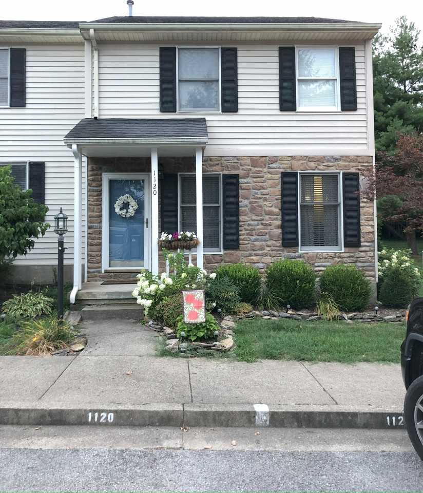 1120 Arlington Dr #1120 - Photo 3 of 7