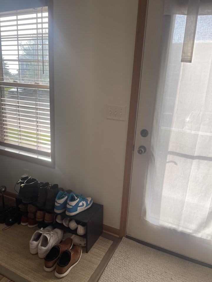 1880 Fisher Way - Photo 4 of 20