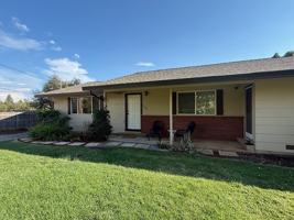 featured image of 240 Scholtz Ave #NA