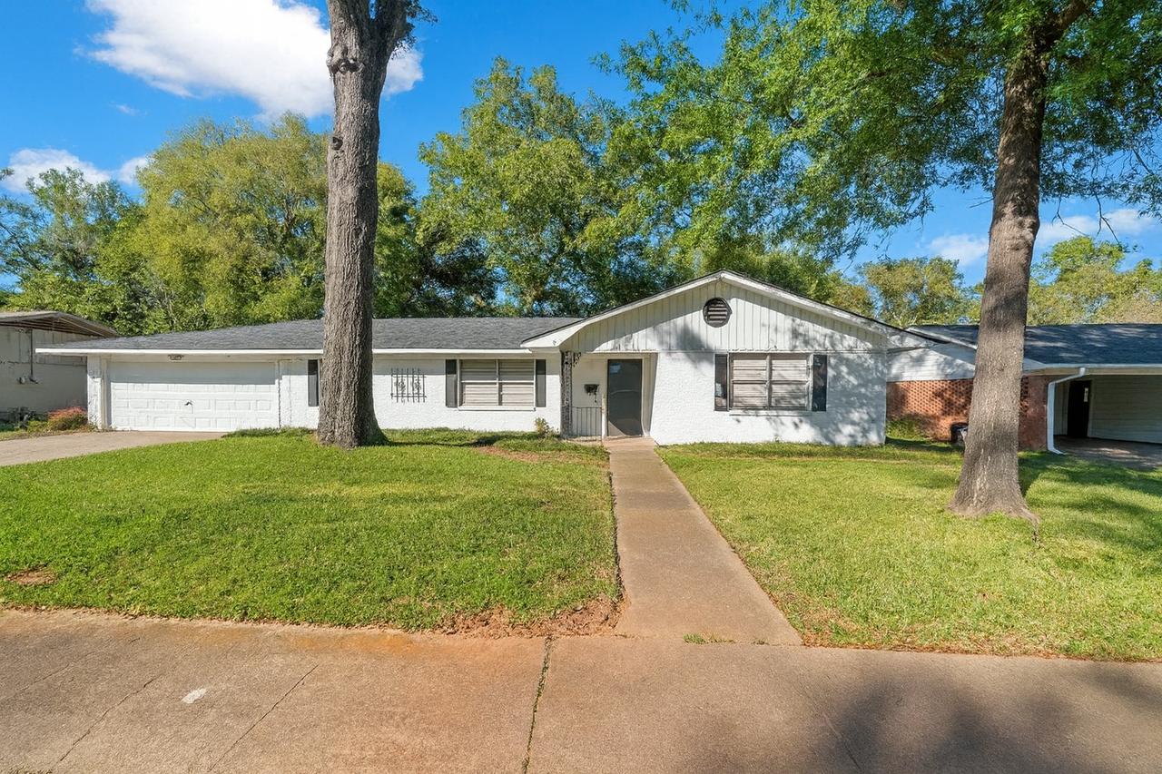 212 Ridgecrest Dr #A03 - Photo 2 of 3