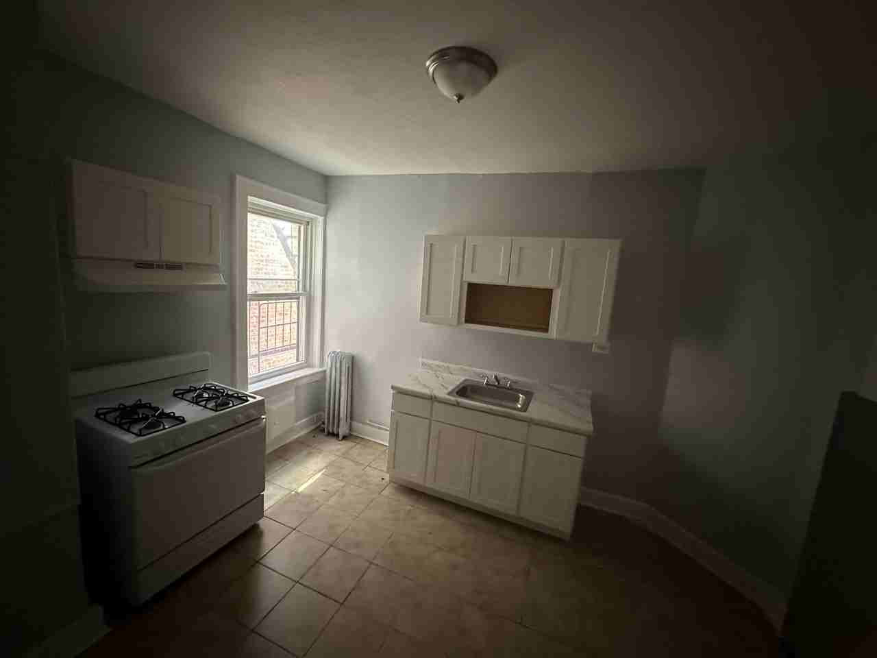 729 Dr Martin Luther King Jr Boulevard #33B - Photo 3 of 9