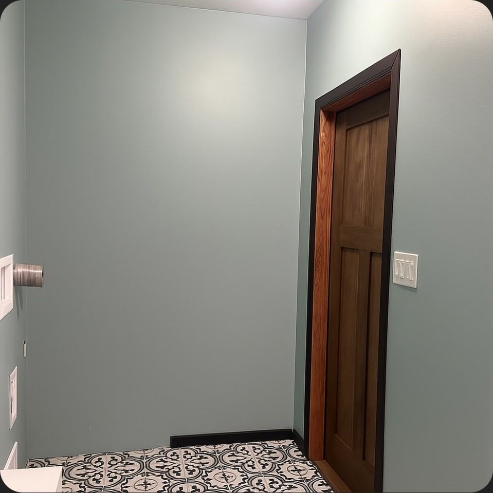 1912 E Columbus Dr #NA - Photo 2 of 15
