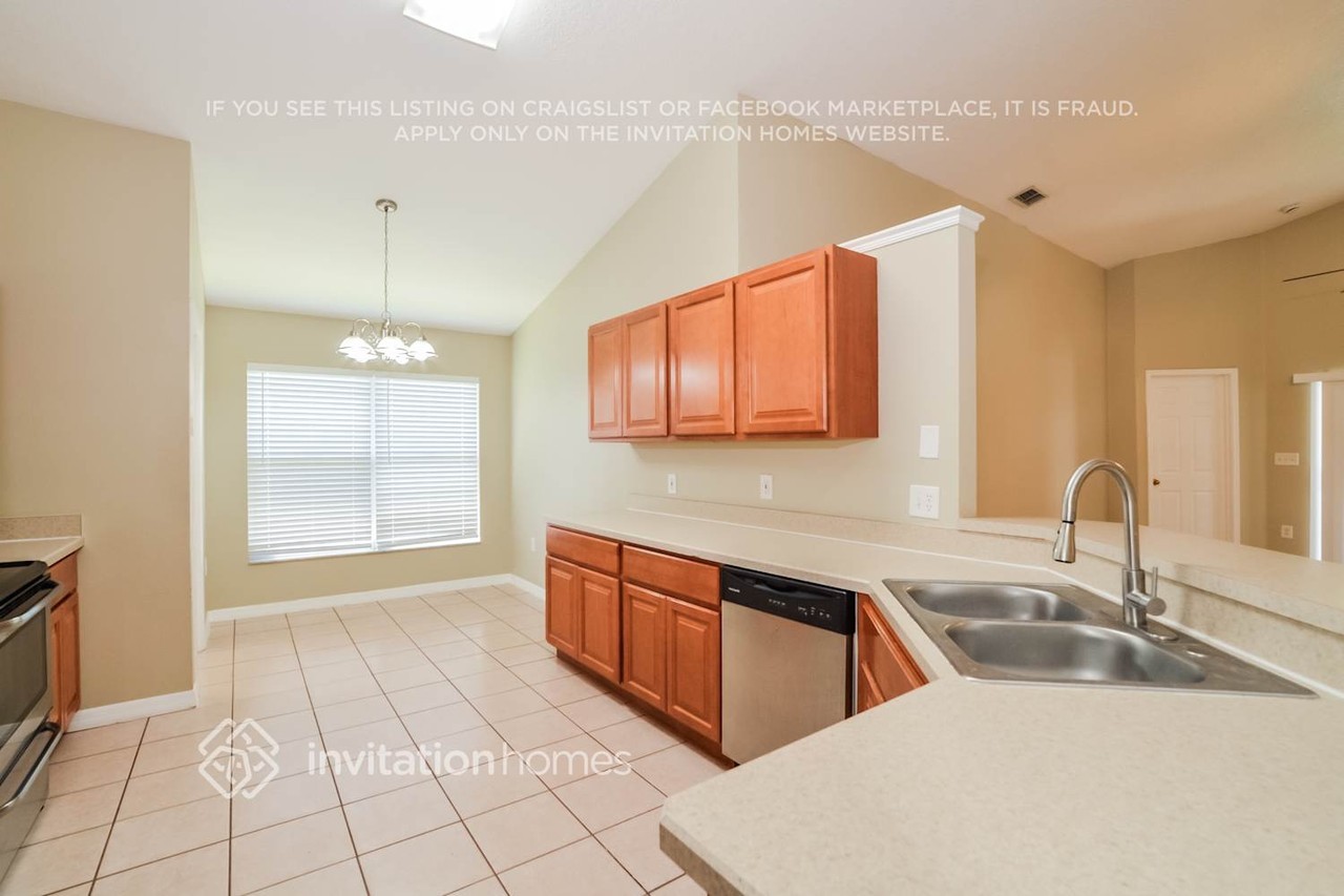 12602 Lynchburg Ct - Photo 5 of 16