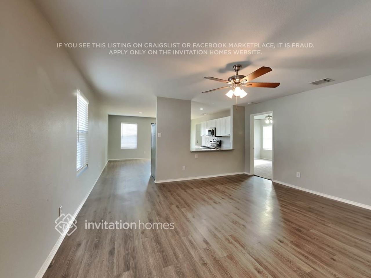 1729 Vineridge Ln - Photo 3 of 21