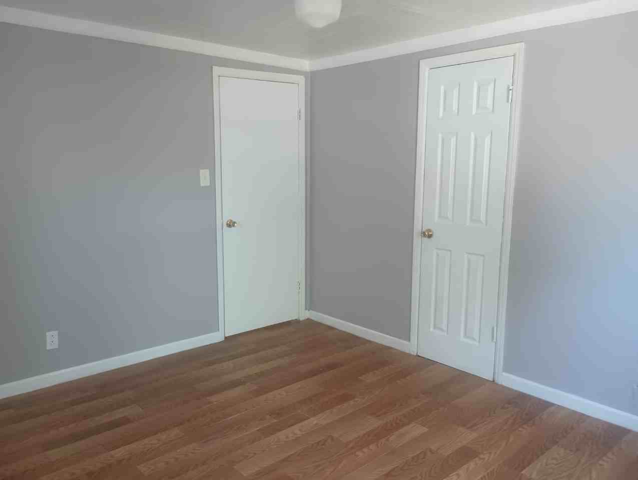 West Green Street Quad - Photo 5 of 10