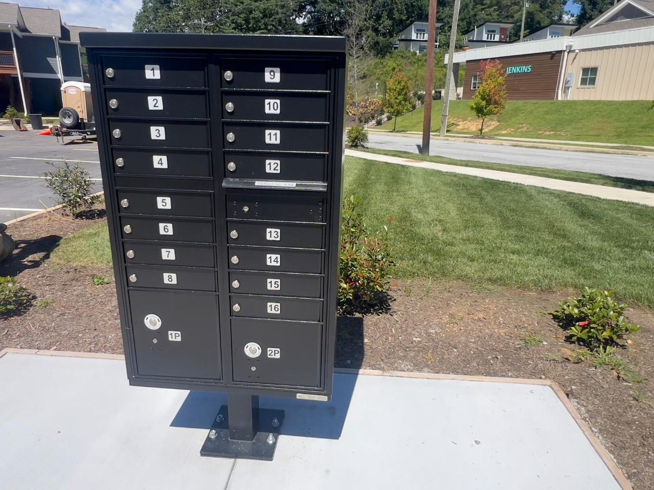 143 Carver St - Photo 3 of 3