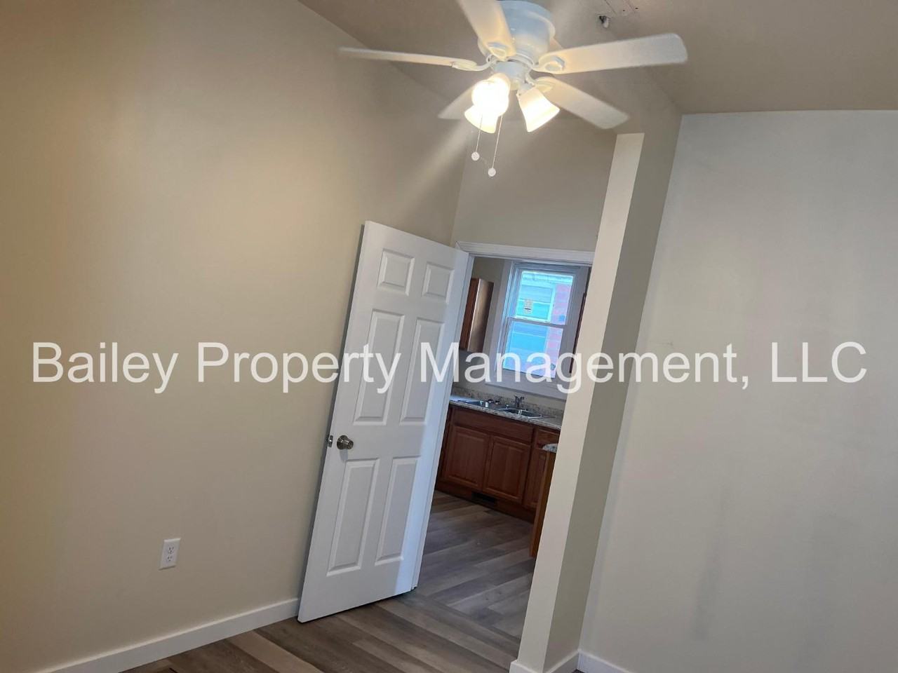 4021 Sunset Ave - Photo 7 of 11