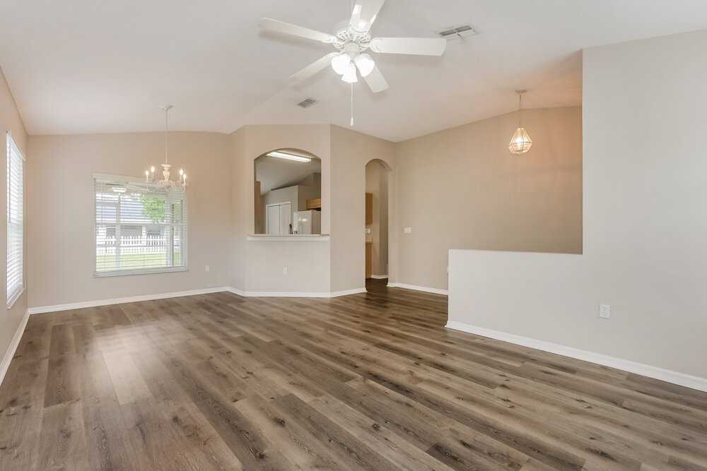 1620 Totem Pole Way - Photo 3 of 16