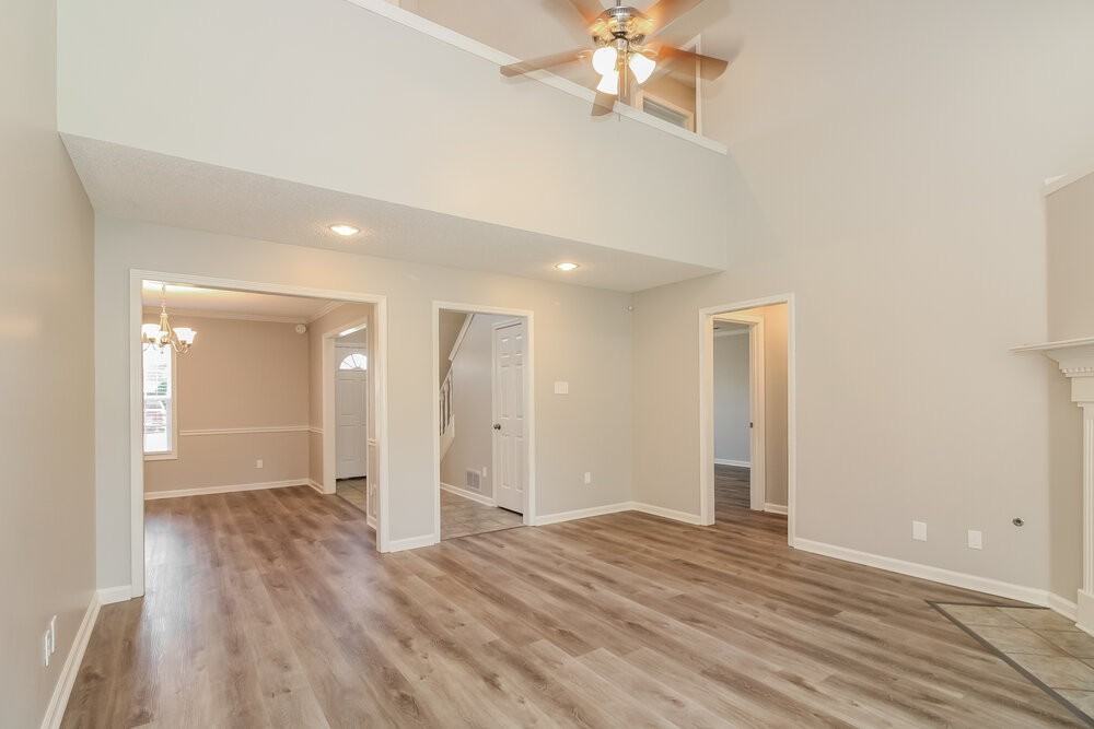 4351 Zachary St - Photo 4 of 17