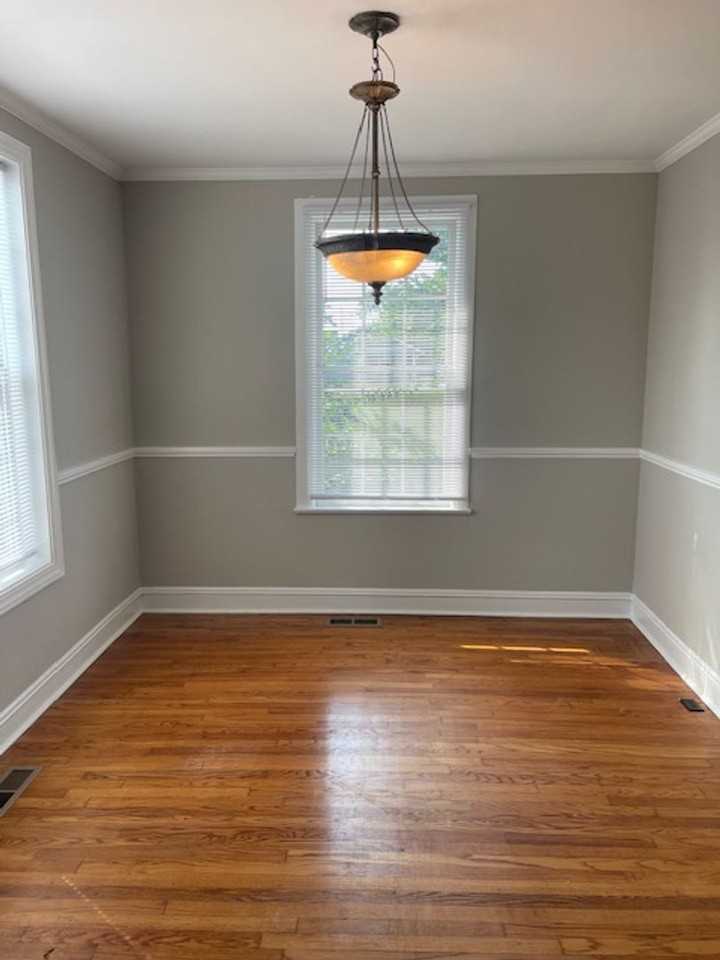 1009 Nutwood St - Photo 5 of 6