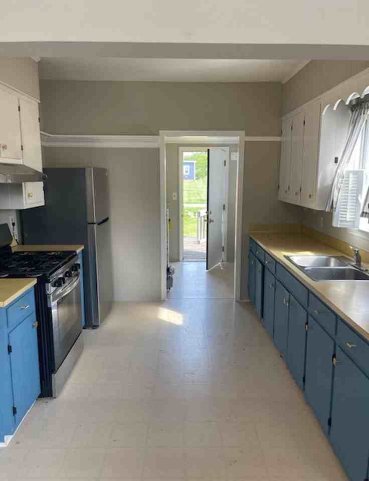 1009 Nutwood St - Photo 6 of 6