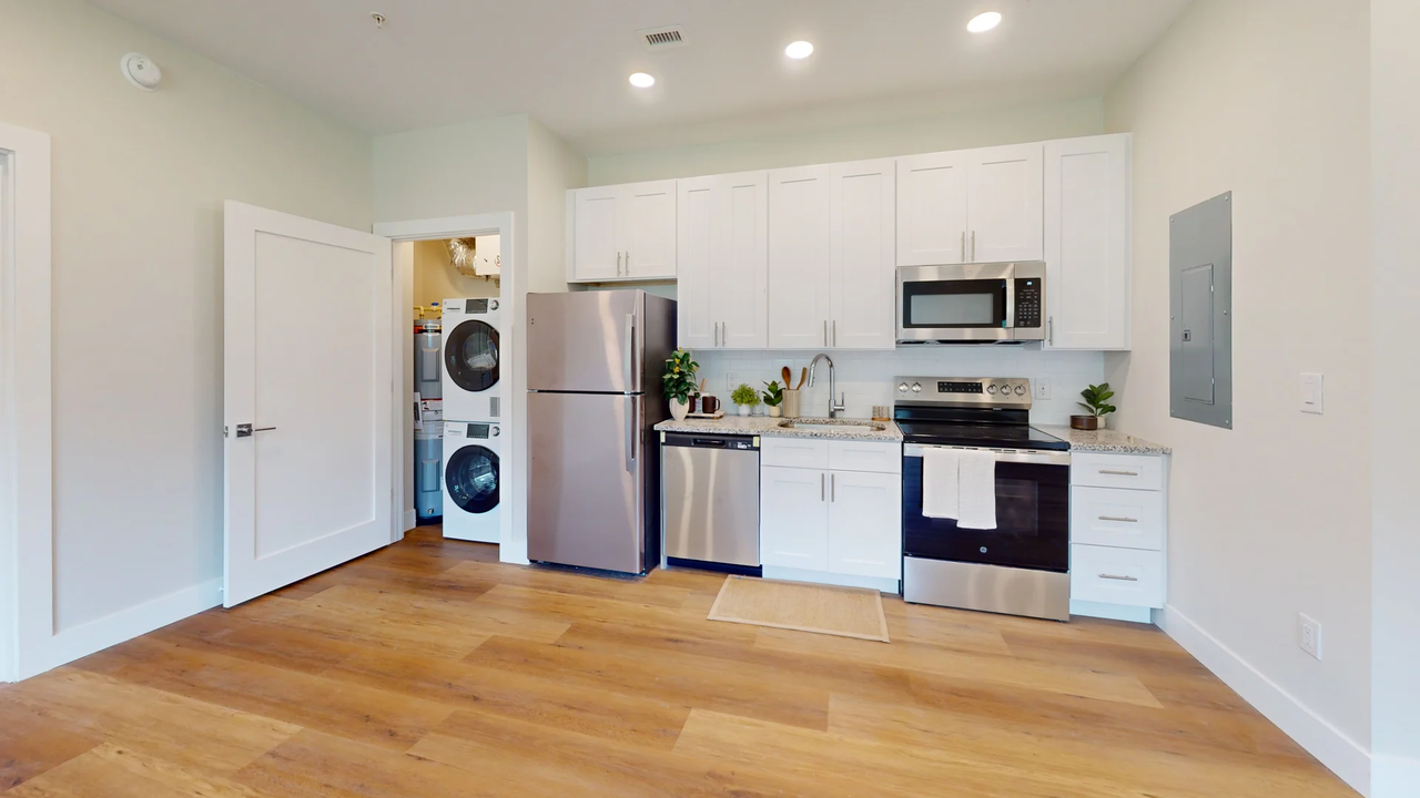 The Wilbury | 1 Month Free on Brand New 1 - Photo 2 of 50