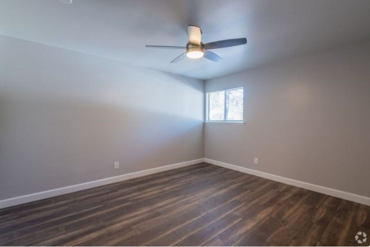 Midtown Flats - Photo 4 of 18