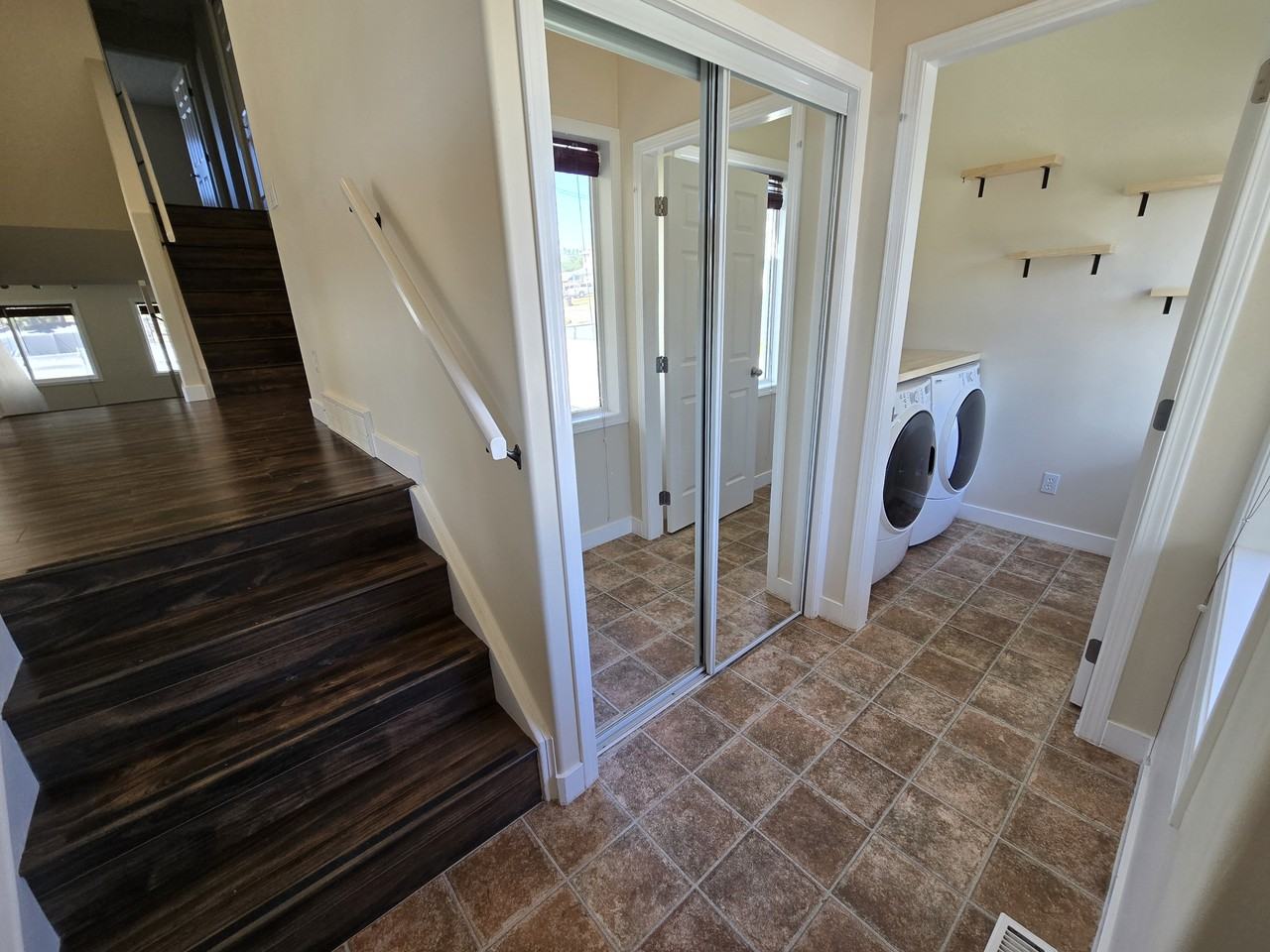 9628 98 St #1 - Photo 7 of 24