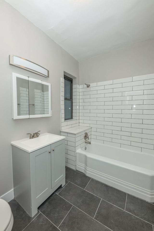 929 Michigan - Photo 7 of 48