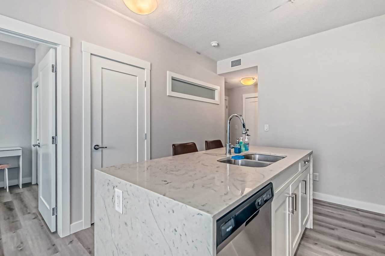 9800 300 Auburn Meadows Common Se - 1 #1 - Photo 3 of 50