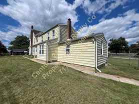 307 S Pleasant Ave #B - Photo 1 of 1