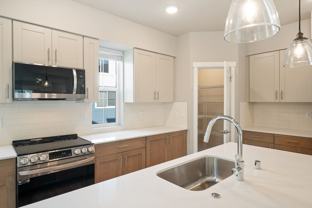 1322 194th St Se - Photo 1 of 1