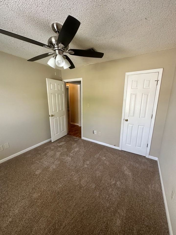 1763 Wayland Park Dr - Photo 2 of 29