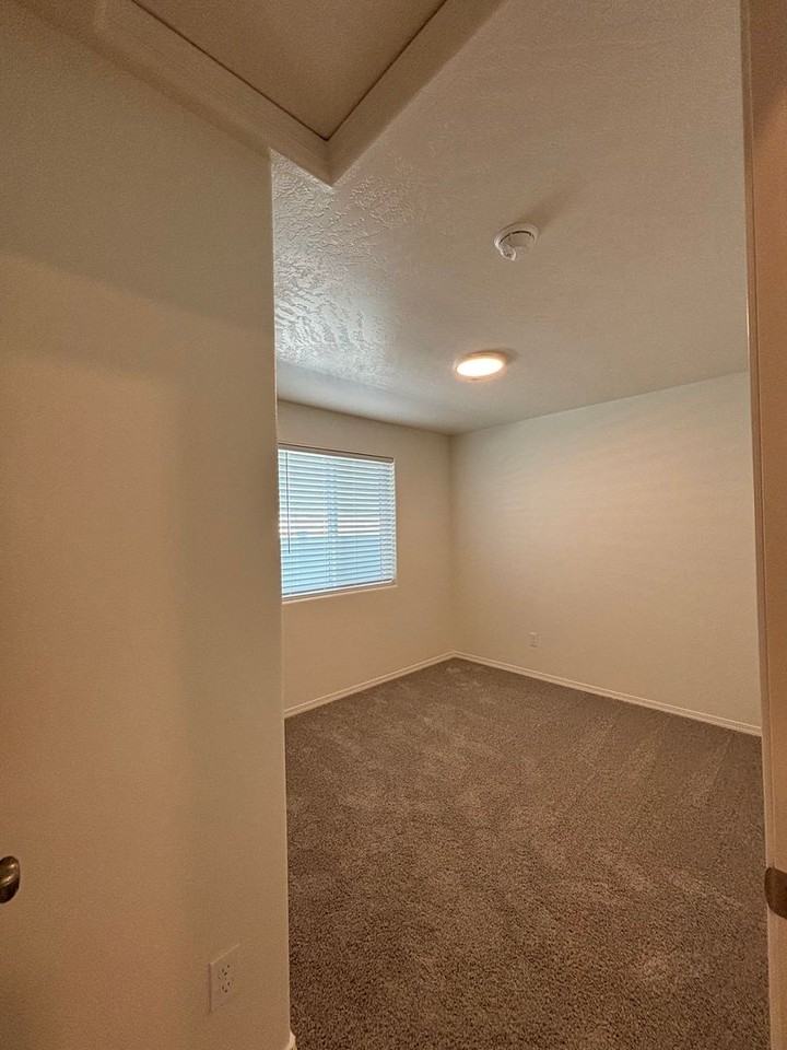 3690 S Quay St - Photo 6 of 8