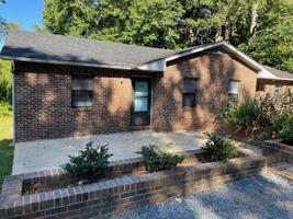 featured image of 1920 Dennis St