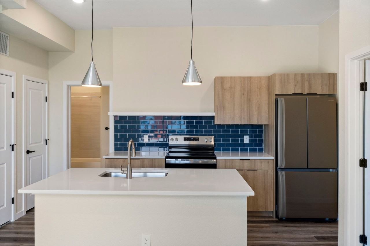 Dear Madison - Photo 3 of 45