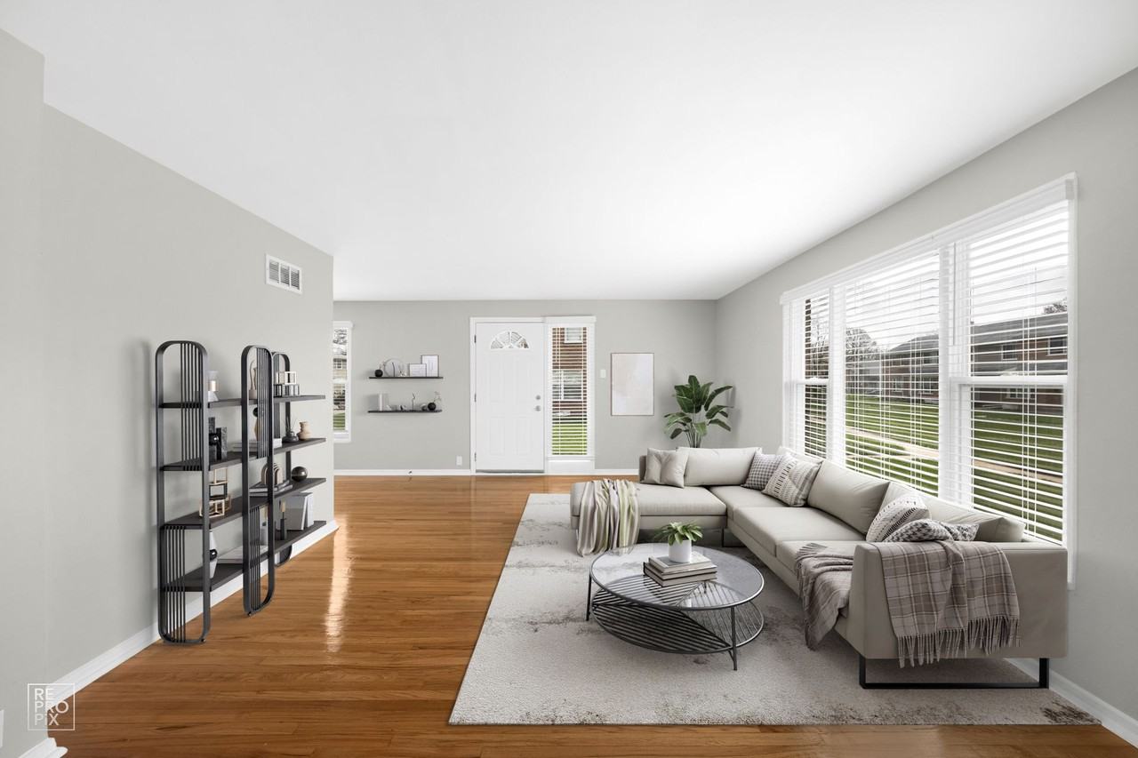 Oakwood - Photo 5 of 32