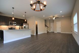 805-807 Jameson - Photo 1 of 1
