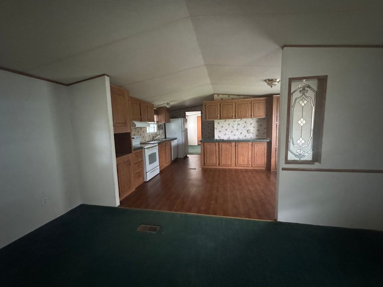 2051 Porter Ave - Photo 2 of 7